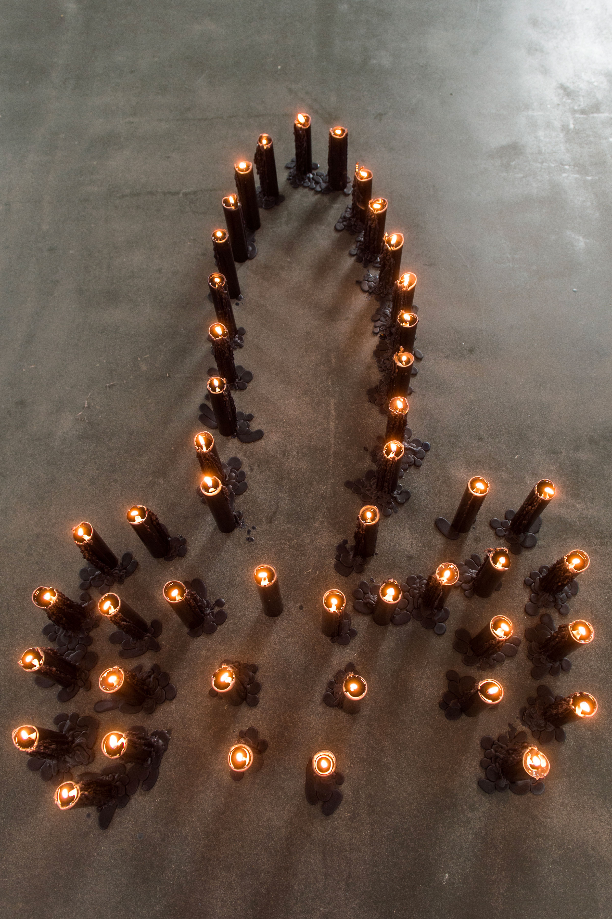 Ana Mendieta, u00d1au00f1igo Burial, 1976